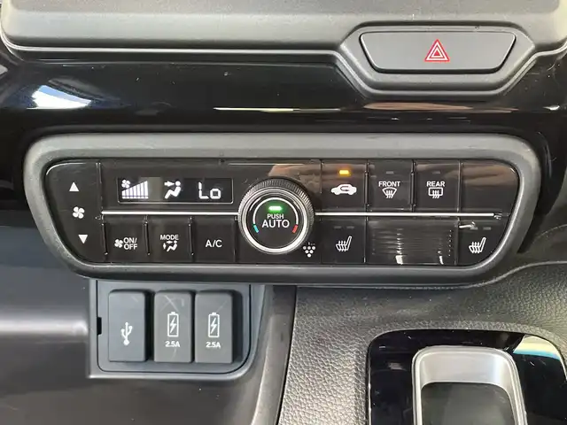 ホンダ Ｎ ＢＯＸ カスタム L 栃木県 2021(令3)年 1.2万km プレミアムベルベットパープル・パール 純正ナビ/（フルセグTV/CD/DVD/SD/Bluetooth）/バックカメラ/コーナーセンサー/パーキングアシスト/ビルトインETC/前方ドラレコ/両側パワースライドドア/シートヒーター/チップアップシート/オートライト/LEDヘッドライト/横滑り防止装置/スマートキー/アイドリングストップ/電動格納ミラー/純正アルミホイール/純正フロアマット