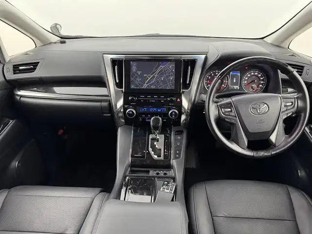 トヨタ アルファード S Cパッケージ 福岡県 2022(令4)年 4.7万km ブラック 後席モニター　/純正９型ＤＡナビ　/バックカメラ　/ビルトインETC２．０　/前後ドライブレコーダー　/デジタルルームミラー　/トヨタセーフティセンス　/レーダークルーズコントロール　/コーナーセンサー　/衝突軽減ブレーキ　/レーンキープ　/アクセル踏み間違い防止　/ブラインドスポットモニター　/ＭＴモード付き　/パワーシート　/シートヒーター／ベンチレーション　/ステアリングヒーター　/両側パワースライドドア　/パワーバックドア　/３眼ＬＥＤヘッドライト
