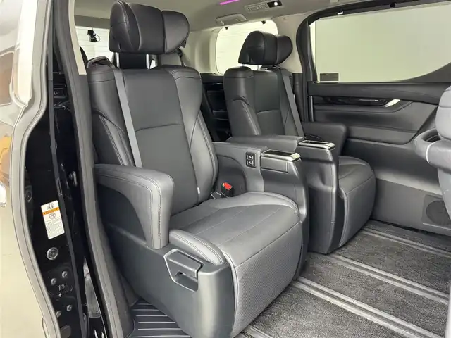 トヨタ アルファード S Cパッケージ 福岡県 2022(令4)年 4.7万km ブラック 後席モニター　/純正９型ＤＡナビ　/バックカメラ　/ビルトインETC２．０　/前後ドライブレコーダー　/デジタルルームミラー　/トヨタセーフティセンス　/レーダークルーズコントロール　/コーナーセンサー　/衝突軽減ブレーキ　/レーンキープ　/アクセル踏み間違い防止　/ブラインドスポットモニター　/ＭＴモード付き　/パワーシート　/シートヒーター／ベンチレーション　/ステアリングヒーター　/両側パワースライドドア　/パワーバックドア　/３眼ＬＥＤヘッドライト