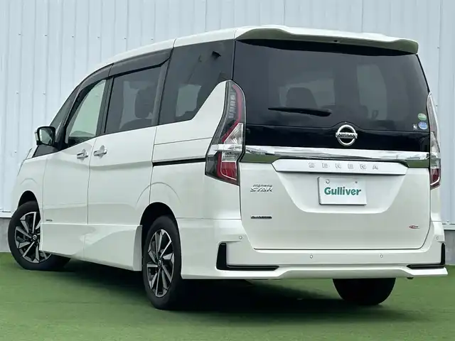 日産 セレナ ハイウェイスター V 香川県 2021(令3)年 3.2万km ブリリアントホワイトパール 純正１０型ナビ　/全方位　/プロパイロット　/衝突軽減ブレーキ　/レーダークルーズコントロール　/ＢＳＭ　/電子パーキング　/２列目シートバックテーブル／ＵＳＢ×２　/ハンズフリー機能付き両側パワースライドドア/LEDヘッドライト/オートライト/オートハイビーム機能/デジタルインナーミラー/リアロールサンシェード/前後クリアランスソナー/革巻きステア/リモコン/ビルトインETC
