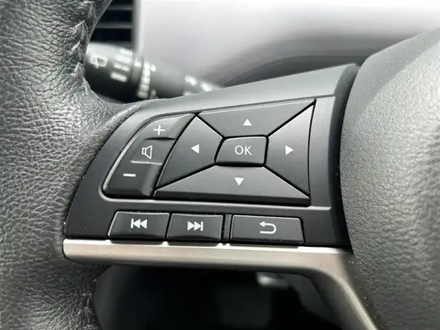 日産 セレナ ハイウェイスター V 香川県 2021(令3)年 3.2万km ブリリアントホワイトパール 純正１０型ナビ　/全方位　/プロパイロット　/衝突軽減ブレーキ　/レーダークルーズコントロール　/ＢＳＭ　/電子パーキング　/２列目シートバックテーブル／ＵＳＢ×２　/ハンズフリー機能付き両側パワースライドドア/LEDヘッドライト/オートライト/オートハイビーム機能/デジタルインナーミラー/リアロールサンシェード/前後クリアランスソナー/革巻きステア/リモコン/ビルトインETC