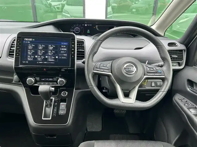 日産 セレナ ハイウェイスター V 香川県 2021(令3)年 3.2万km ブリリアントホワイトパール 純正１０型ナビ　/全方位　/プロパイロット　/衝突軽減ブレーキ　/レーダークルーズコントロール　/ＢＳＭ　/電子パーキング　/２列目シートバックテーブル／ＵＳＢ×２　/ハンズフリー機能付き両側パワースライドドア/LEDヘッドライト/オートライト/オートハイビーム機能/デジタルインナーミラー/リアロールサンシェード/前後クリアランスソナー/革巻きステア/リモコン/ビルトインETC