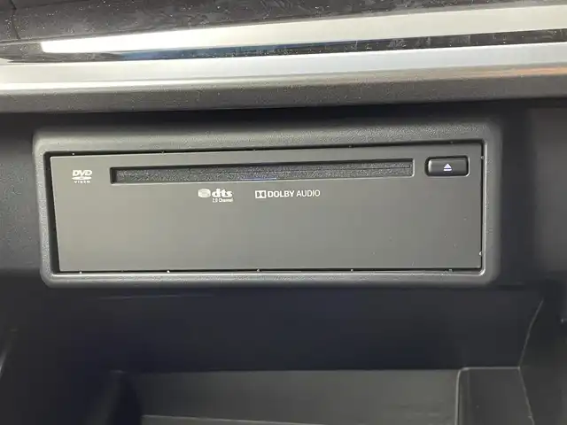 トヨタ ヴェルファイア ハイブリット Z 道央・札幌 2020(令2)年 6.7万km ホワイトパールクリスタルシャイン ・ワンオーナー/・TRDエアロ（サイド＆リヤ）/・４WD/・MOP９型ディスプレイオーディオ/　OPナビキット/OPフルセグTV/　Miracast/CD/DVD/BT/USB/・ステアリングスイッチ/・バックカメラ/・ビルトインETC2.0（ナビ連動）/・ドライブレコーダー前後/・AC100V/・トヨタセーフティセンス/　PCS/PKSB/LTA/RSA/　クリアランスソナー/先行車発進告知/・レーダークルーズコントロール/・横滑り防止装置/・ECO MODE/・EV MODE/・ブレーキホールド/・nanoe付WAC/・パワーバックドア/・両側パワースライドドア/・オートマチックハイビーム/・オートライト/・LEDヘッドライト/・LEDフォグランプ/・LEDフットイルミネーション/・ドアミラーウィンカー/・オートリトラクタブルドアミラー/・純正１７インチAW/・純正フロアマット/・プッシュスタート/・スマートキー/・スペアキー/・取/保