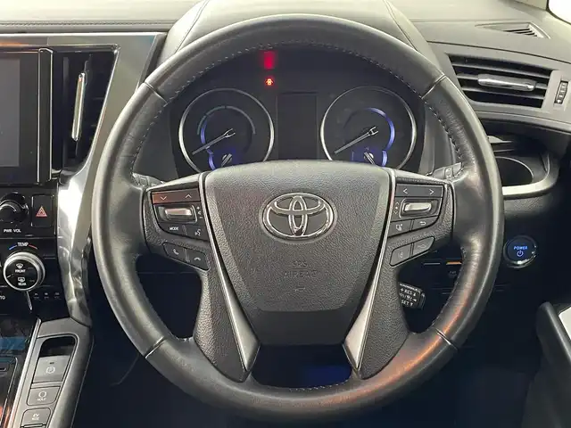 トヨタ ヴェルファイア ハイブリット Z 道央・札幌 2020(令2)年 6.7万km ホワイトパールクリスタルシャイン ・ワンオーナー/・TRDエアロ（サイド＆リヤ）/・４WD/・MOP９型ディスプレイオーディオ/　OPナビキット/OPフルセグTV/　Miracast/CD/DVD/BT/USB/・ステアリングスイッチ/・バックカメラ/・ビルトインETC2.0（ナビ連動）/・ドライブレコーダー前後/・AC100V/・トヨタセーフティセンス/　PCS/PKSB/LTA/RSA/　クリアランスソナー/先行車発進告知/・レーダークルーズコントロール/・横滑り防止装置/・ECO MODE/・EV MODE/・ブレーキホールド/・nanoe付WAC/・パワーバックドア/・両側パワースライドドア/・オートマチックハイビーム/・オートライト/・LEDヘッドライト/・LEDフォグランプ/・LEDフットイルミネーション/・ドアミラーウィンカー/・オートリトラクタブルドアミラー/・純正１７インチAW/・純正フロアマット/・プッシュスタート/・スマートキー/・スペアキー/・取/保