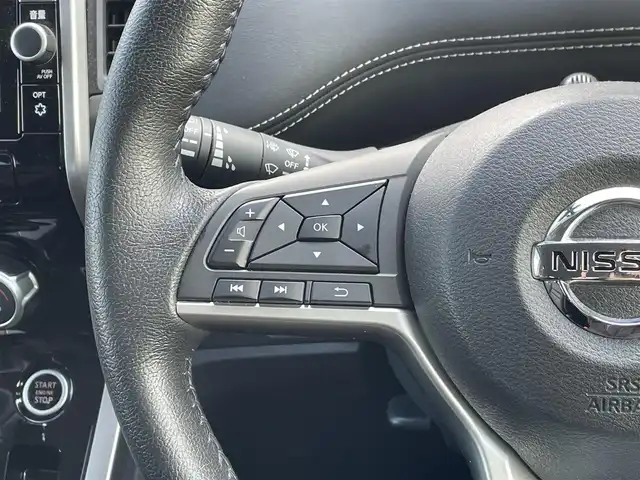 日産 セレナ ハイウェイスター プロパイロットED 東京都 2017(平29)年 4.1万km ブリリアントホワイトパール 純正9型ナビ/フルセグTV/CD/DVD再生/バックモニター/プロパイロット/ハンズフリーオートスライドドア/エマージェンシーブレーキ/前後ソナー/車線逸脱警報/ETC/純正LEDヘッドライト/純正アルミホイール
