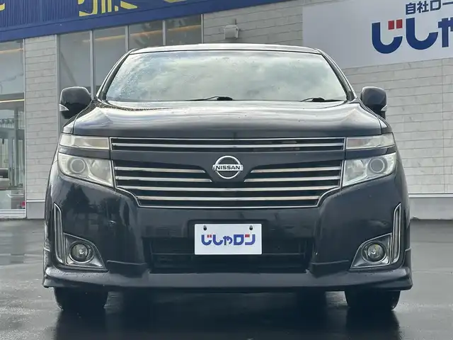 日産 エルグランド 250HWS アーバンクロム 道北・旭川 2013(平25)年 12.6万km ファントムブラック (株)IDOMが運営する【じしゃロン旭川店】の自社ローン専用車両になります。こちらは現金またはオートローンご利用時の価格です。自社ローンご希望の方は別途その旨お申付け下さい/　/・社外ナビ(CD/DVD/BT/HDD/SD/フルセグ)/・バックカメラ/・ETC/・ドライブレコーダー/・両側パワースライドドア/・フリップダウンモニター/・電動格納ウィンカーミラー/・プッシュスタート/・スマートキー1個/・フォグランプ/・積込スタッドレスタイヤ/・取扱説明書