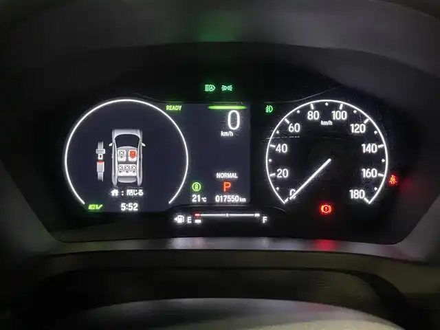 ホンダ ヴェゼル ハイブリッド e:HEV Z 愛知県 2023(令5)年 1.8万km プレミアムサンライトホワイトパール 純正９型ナビＴＶ　全方位カメラ　禁煙車　ハーフレザー　シートヒーター　ワイヤレス充電　ホンダセンシング　衝突軽減　追従クルコン　ＢＳＭ　電動リアゲート　純正ドラレコ　ＥＴＣ２．０　ＬＥＤオートライト　車線逸脱　フォグランプ