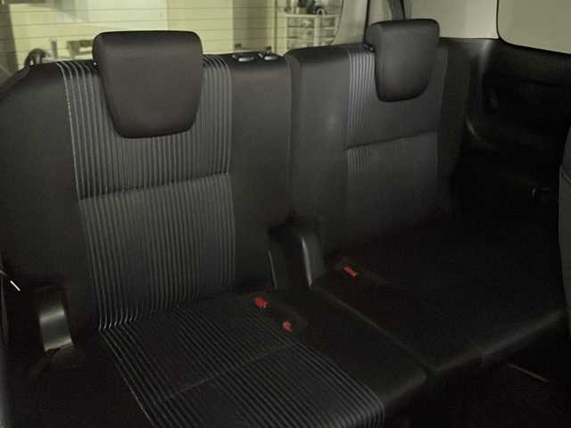 トヨタ ヴォクシー ZS 煌Ⅱ 広島県 2016(平28)年 5.9万km ブラック 禁煙車/純正９型ナビ/フリップダウンモニター/バックカメラ/両側パワースライドドア/ＨＤＭＩ/衝突被害軽減/オートマチックハイビーム/フルセグＴＶ/ＥＴＣ/ＬＥＤライト/ＭＴモード付ＡＴシフト/レーンキープアシスト/エアバッグ(運転席/助手席)/純正16インチアルミホイール(205/60/R16)