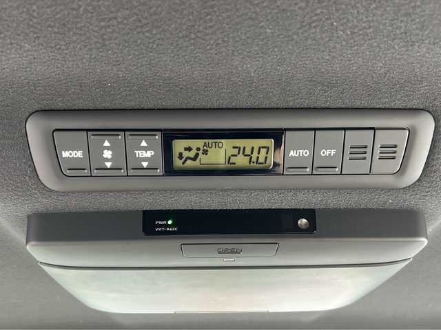 トヨタ エスティマ アエラス ベリーエディション 広島県 2015(平27)年 7.7万km ブラック 禁煙車/クルーズコントロール/純正8型ナビ（ナビSD欠品）/・フルセグ/CD/DVD/Bluetooth/SD/SDREC/バックカメラ/純正11型フリップダウンモニター（V11T-R62C）/革巻きステアリング/ステアリングスイッチ/HIDヘッドライト/フォグランプ/シートヒーター/合皮シート/純正ドアバイザー/純正フロアマット/純正１８インチアルミホイール