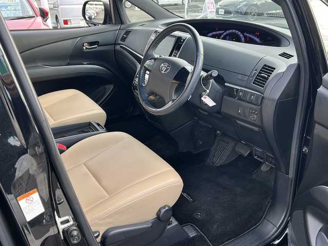 トヨタ エスティマ アエラス ベリーエディション 広島県 2015(平27)年 7.7万km ブラック 禁煙車/クルーズコントロール/純正8型ナビ（ナビSD欠品）/・フルセグ/CD/DVD/Bluetooth/SD/SDREC/バックカメラ/純正11型フリップダウンモニター（V11T-R62C）/革巻きステアリング/ステアリングスイッチ/HIDヘッドライト/フォグランプ/シートヒーター/合皮シート/純正ドアバイザー/純正フロアマット/純正１８インチアルミホイール