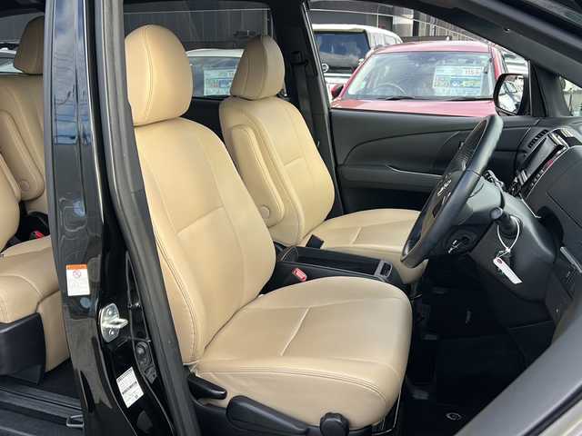 トヨタ エスティマ アエラス ベリーエディション 広島県 2015(平27)年 7.7万km ブラック 禁煙車/クルーズコントロール/純正8型ナビ（ナビSD欠品）/・フルセグ/CD/DVD/Bluetooth/SD/SDREC/バックカメラ/純正11型フリップダウンモニター（V11T-R62C）/革巻きステアリング/ステアリングスイッチ/HIDヘッドライト/フォグランプ/シートヒーター/合皮シート/純正ドアバイザー/純正フロアマット/純正１８インチアルミホイール