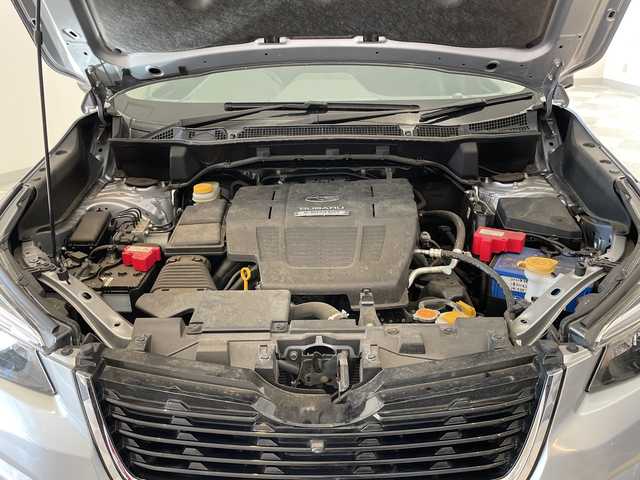 スバル フォレスター ハイブリッド アドバンス 福井県 2018(平30)年 3.9万km アイスシルバーメタリック ４WD/純正7インチメモリーナビ/フルセグTV/BT/DVD/CD/USB/SD/MSV/バックカメラ/フロント＆サイドビューモニター/アイサイト/・全車速追従機能付クルーズコントロール/・プリクラッシュブレーキ/・アクティブレーンキープ/・リバースオートマチックブレーキ/・クリアランスソナー/・ブラインドスポットモニター/ETC/デジタルインナーミラー/パワーバックドア/パワーシート/全席シートヒーター/ステアリングヒーター/ハーフレザーシート/パドルシフト/オートライト/LEDヘッドライト/純正18インチアルミホイール/MTモード付AT/プッシュスタート/スマートキー/ルーフレール