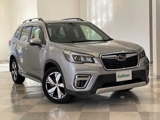 スバル フォレスター ハイブリッド アドバンス 福井県 2018(平30)年 3.9万km アイスシルバーメタリック ４WD/純正7インチメモリーナビ/フルセグTV/BT/DVD/CD/USB/SD/MSV/バックカメラ/フロント＆サイドビューモニター/アイサイト/・全車速追従機能付クルーズコントロール/・プリクラッシュブレーキ/・アクティブレーンキープ/・リバースオートマチックブレーキ/・クリアランスソナー/・ブラインドスポットモニター/ETC/デジタルインナーミラー/パワーバックドア/パワーシート/全席シートヒーター/ステアリングヒーター/ハーフレザーシート/パドルシフト/オートライト/LEDヘッドライト/純正18インチアルミホイール/MTモード付AT/プッシュスタート/スマートキー/ルーフレール