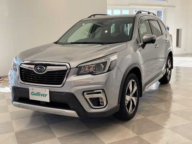 スバル フォレスター ハイブリッド アドバンス 福井県 2018(平30)年 3.9万km アイスシルバーメタリック ４WD/純正7インチメモリーナビ/フルセグTV/BT/DVD/CD/USB/SD/MSV/バックカメラ/フロント＆サイドビューモニター/アイサイト/・全車速追従機能付クルーズコントロール/・プリクラッシュブレーキ/・アクティブレーンキープ/・リバースオートマチックブレーキ/・クリアランスソナー/・ブラインドスポットモニター/ETC/デジタルインナーミラー/パワーバックドア/パワーシート/全席シートヒーター/ステアリングヒーター/ハーフレザーシート/パドルシフト/オートライト/LEDヘッドライト/純正18インチアルミホイール/MTモード付AT/プッシュスタート/スマートキー/ルーフレール