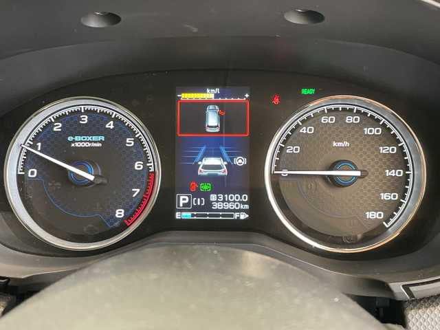 スバル フォレスター ハイブリッド アドバンス 福井県 2018(平30)年 3.9万km アイスシルバーメタリック ４WD/純正7インチメモリーナビ/フルセグTV/BT/DVD/CD/USB/SD/MSV/バックカメラ/フロント＆サイドビューモニター/アイサイト/・全車速追従機能付クルーズコントロール/・プリクラッシュブレーキ/・アクティブレーンキープ/・リバースオートマチックブレーキ/・クリアランスソナー/・ブラインドスポットモニター/ETC/デジタルインナーミラー/パワーバックドア/パワーシート/全席シートヒーター/ステアリングヒーター/ハーフレザーシート/パドルシフト/オートライト/LEDヘッドライト/純正18インチアルミホイール/MTモード付AT/プッシュスタート/スマートキー/ルーフレール