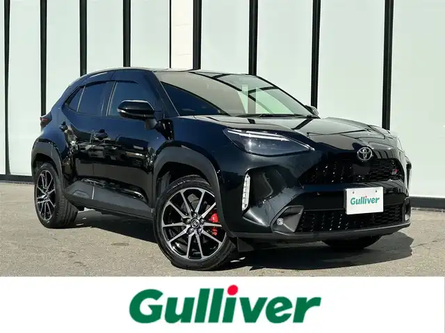 トヨタ ヤリスクロス ハイブリッド GRスポーツ 大阪府 2023(令5)年 4.1万km ブラックマイカ トヨタセーフティセンス/・アダプティクブクルーズコントロール/・プリクラッシュセーフティー/・レーントレーシングアシスト/・クリアランスソナー/・パーキングサポートブレーキー/・オートマチックハイビーム/・ロードサインアシスト/純正ナビ/・Bluetooth/フルセグTV/USB/Miracast/ラジオ/主要装備/・左サイドバックカメラ/・横滑り防止装置/・オートホールド/・ステアリングヒーター/・ステアリングリモコン/・合皮シート/・シートヒーター/・LEDヘッドライト/・ヘッドライトレベライザー/・純正キャリパー/・ドライブレコーダー/・ETC