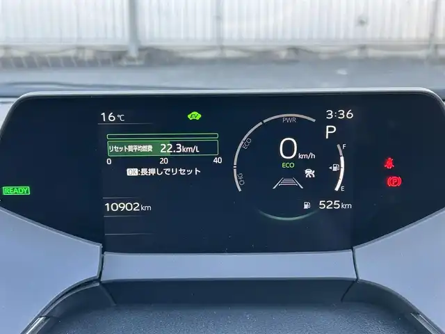 トヨタ プリウス Z 静岡県 2023(令5)年 1.1万km グレー ユーザー買取車両/ワンオーナー/純正MOPナビ/　【BT/地デジフルセグTV/Miracast】/純正LEDヘッドライト/純正19インチAW/プリクラッシュセーフティシステム/レーダークルーズコントロール/レーンキープアシスト/レザーシート/シートヒーター/ステアリングヒーター/ベンチレーション/全方位カメラ/バックカメラ/パワーバックドア/メモリー付きパワーシート/AC100V電源/オートホールド/電動パーキングブレーキ/ドライブレコーダー/新車時保証書/スペアキー×1