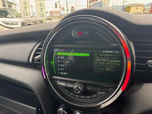 ＭＩＮＩ ミニ ヴィクトリア 長野県 2019(平31)年 2.9万km グレー ・純正ナビ/　FM/AM/　バックカメラ/　Bluetooth/・横滑り防止機能/・アイドリングストップ/・USBポート/・MTモード/・ETC/・ドラレコ/・純正15インチAW/・純正マット/・LEDヘッドライト/・取説/保証書/・ISOFIX