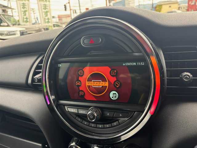 ＭＩＮＩ ミニ ヴィクトリア 長野県 2019(平31)年 2.9万km グレー ・純正ナビ/　FM/AM/　バックカメラ/　Bluetooth/・横滑り防止機能/・アイドリングストップ/・USBポート/・MTモード/・ETC/・ドラレコ/・純正15インチAW/・純正マット/・LEDヘッドライト/・取説/保証書/・ISOFIX