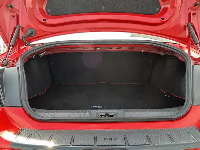 スバル ＢＲＺ S 奈良県 2022(令4)年 1.5万km 赤 ワンオーナー/純正ナビ（AVIC-CQ911）/　・フルセグTV・Bluetooth/ハーフレザー/アイサイト/純正トランクフロアマット/クルーズコントロール（追従）/純正ドラレコ/バックカメラ/リアコーナーセンサー/LEDヘッドライト/オートライト/ETC/パドルシフト/純正フロアマット/純正18インチAW/シートヒーター/スポーツモード/スペアキー/取説/保証書/記録簿