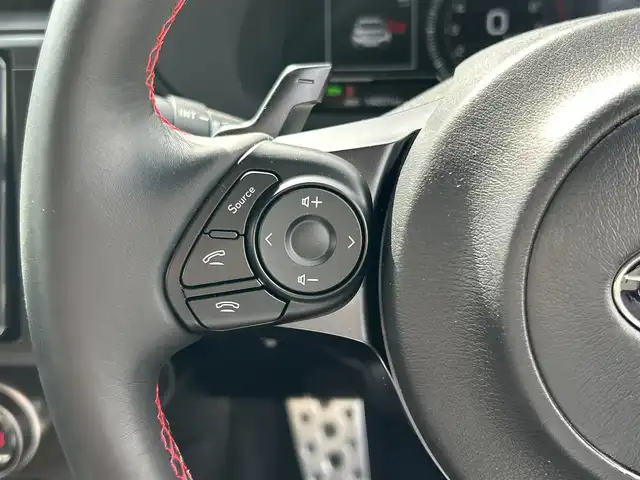 スバル ＢＲＺ S 奈良県 2022(令4)年 1.5万km 赤 ワンオーナー/純正ナビ（AVIC-CQ911）/　・フルセグTV・Bluetooth/ハーフレザー/アイサイト/純正トランクフロアマット/クルーズコントロール（追従）/純正ドラレコ/バックカメラ/リアコーナーセンサー/LEDヘッドライト/オートライト/ETC/パドルシフト/純正フロアマット/純正18インチAW/シートヒーター/スポーツモード/スペアキー/取説/保証書/記録簿