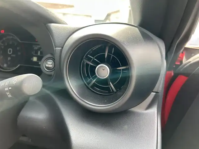 スバル ＢＲＺ S 奈良県 2022(令4)年 1.5万km 赤 ワンオーナー/純正ナビ（AVIC-CQ911）/　・フルセグTV・Bluetooth/ハーフレザー/アイサイト/純正トランクフロアマット/クルーズコントロール（追従）/純正ドラレコ/バックカメラ/リアコーナーセンサー/LEDヘッドライト/オートライト/ETC/パドルシフト/純正フロアマット/純正18インチAW/シートヒーター/スポーツモード/スペアキー/取説/保証書/記録簿