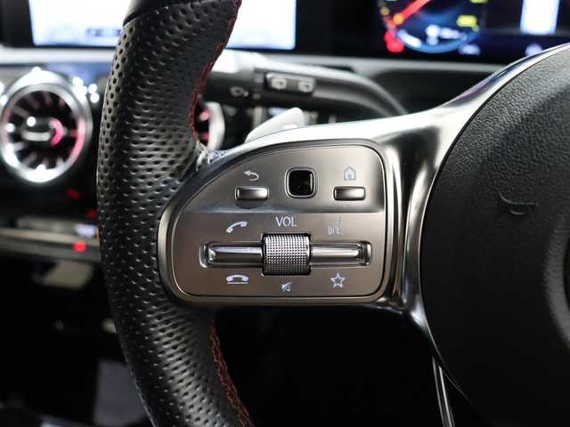 メルセデス・ベンツ Ｍ・ベンツ ＣＬＡ２００ｄ Sブレーク AMGライン 静岡県 2023(令5)年 0.9万km マウンテングレー フルラッピング　/1オーナー /サンルーフ /MBUXナビ TV BT USB /ACC LKA BSM /ハーフレザーシートヒーター /バックカメラ /自動パーキング /パワーバックドア /スマートキーX2 /アンビエントライト /置くだけ充電 /前後コーナーセンサー /LEDヘッドライト /パドルシフト /ETC2.0 /前後ドラレコ