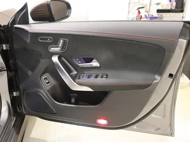 メルセデス・ベンツ Ｍ・ベンツ ＣＬＡ２００ｄ Sブレーク AMGライン 静岡県 2023(令5)年 0.9万km マウンテングレー フルラッピング　/1オーナー /サンルーフ /MBUXナビ TV BT USB /ACC LKA BSM /ハーフレザーシートヒーター /バックカメラ /自動パーキング /パワーバックドア /スマートキーX2 /アンビエントライト /置くだけ充電 /前後コーナーセンサー /LEDヘッドライト /パドルシフト /ETC2.0 /前後ドラレコ