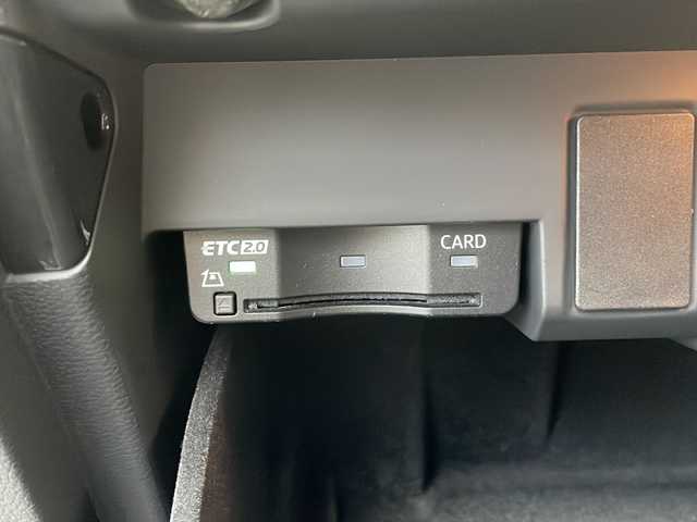 アウディ Ａ４ 45TFSIクワトロスポーツ 新潟県 2020(令2)年 5.2万km グレイシアホワイトメタリック Sライン/衝突軽減ブレーキ/レーダークルーズコントロール/純正ナビ/アラウンドビューモニター/フルセグTV/Bluetooth/DVD再生機能/ビルトインETC2.0/ドライブレコーダー/4WD/ハーフレザーシート/前席パワーシート/D席メモリシート/前席シートヒーター/パドルシフト/オートライト/LEDヘッドライト/オートブレーキホールド/前後コーナーセンサー/プッシュスタート/アイドリングストップ/純正フロアマット/保証書/取扱説明書