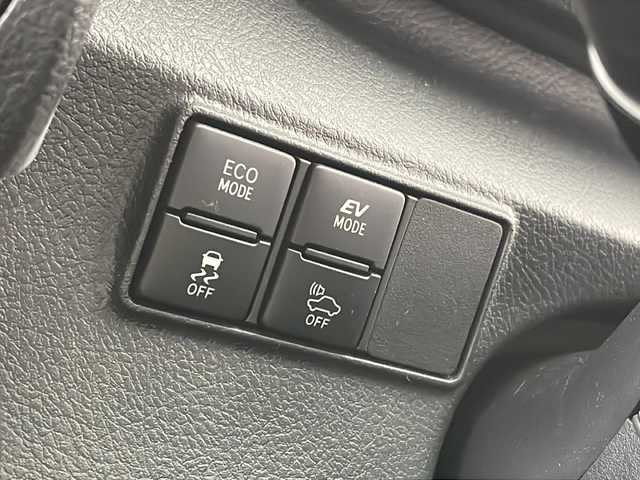 トヨタ シエンタ ハイブリッド G クエロ 新潟県 2017(平29)年 3.8万km パープル 純正ナビ【NSZT-W66T】/バックカメラ/フルセグTV/ETC/両側パワースライドドア/衝突被害軽減システム/レーンキープアシスト/横滑り防止装置/純正フロアマット/オートLEDライト/オートマチックハイビーム/ステアリングスイッチ/スペアキ―1本