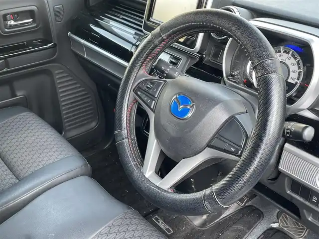 マツダ フレアワゴン カスタムスタイル ハイブリッド XS 埼玉県 2018(平30)年 13.4万km ピュアホワイトP (株)IDOMが運営する【じしゃロン川越店】の自社ローン専用車両になります。/こちらは現金またはオートローンご利用時の価格です。/自社ローンご希望の方は別途その旨お申付け下さい/社外ＳＤナビ　/バックカメラ　/ワンセグＴＶ　/両側パワースライドドア　/車線逸脱防止　/衝突安全軽減ブレーキ　/ウインカミラー　/フォグランプ　/オートライト　/ウインカミラー　/ドアバイザー　/スマートキー