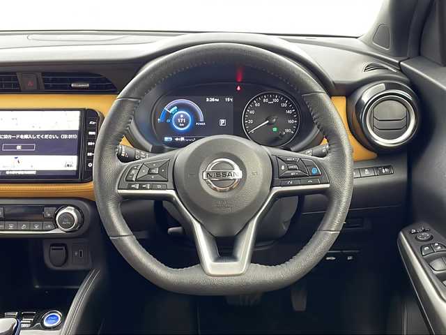 日産 キックス X ツートーンインテリアED 栃木県 2022(令4)年 4.1万km ブリリアントホワイトパール プロパイロット/衝突軽減ブレーキ/横滑り防止措置/純正LEDヘッドライト/純正アルミホイール/純正フロアマット/アイドリングストップ/レーンチェンジアシスト/全方位カメラ/前席シートヒーター/トノカバー/ウインカーミラー/ドライブモード/EVモード/オートブレーキホールド