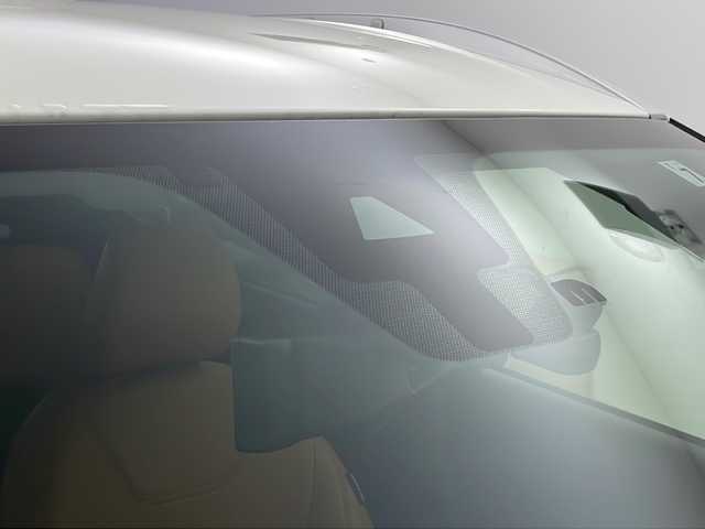 日産 キックス X ツートーンインテリアED 栃木県 2022(令4)年 4.1万km ブリリアントホワイトパール プロパイロット/衝突軽減ブレーキ/横滑り防止措置/純正LEDヘッドライト/純正アルミホイール/純正フロアマット/アイドリングストップ/レーンチェンジアシスト/全方位カメラ/前席シートヒーター/トノカバー/ウインカーミラー/ドライブモード/EVモード/オートブレーキホールド