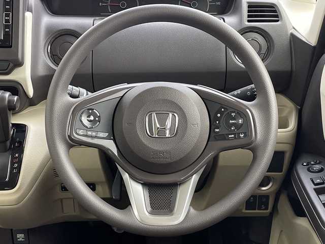 ホンダ Ｎ ＢＯＸ G L ホンダセンシング 新潟県 2019(平31)年 6.3万km ブリティッシュグリーンP ワンオーナー/ホンダセンシング/純正メモリナビ/フルセグ/Bluetooth/DVD/CD/USB/バックカメラ/ビルトインETC/片側パワースライドドア/オートクルーズコントロール/衝突軽減ブレーキ/レーンアシスト/横滑り防止装置/プッシュスタート/ドアバイザー/ＬＥＤヘッドライト/スペアキー1本