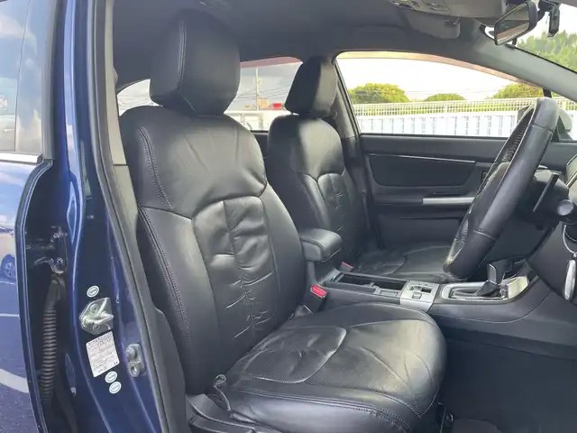 スバル レヴォーグ 1．6GT アイサイト 千葉県 2015(平27)年 8.7万km ギャラクシーブルーシリカ 社外メモリナビ/（TV/BT/FM/AM/CD/DVD）/バックカメラ/衝突被害軽減システム/車線逸脱警報/クルーズコントロール/横滑り防止装置/ETC/ドライブレコーダー/LEDヘッドライト/オートライト/ウィンカーミラー/電動格納ミラー/純正17インチAW/プッシュスタート/スマートキー/フロアマット/ドアバイザー/取扱説明書/保証書