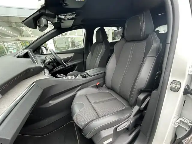 プジョー プジョー ５００８ GT ブルーHDi 東京都 2023(令5)年 1.8万km BLANC NACRE ディスプレイオーディオ/レーンキープアシスト/アダプティブクルーズコントロール/ブランドスポットモニター/コーナーセンサー/バックカメラ/ナイトビジョン/オートライト/インテリジェントハイビーム/アクティブセーフティブレーキ/横滑り防止装置/盗難防止装置/衝突被害軽減システム/スペアキー1本/ETC/取扱説明書/保証書