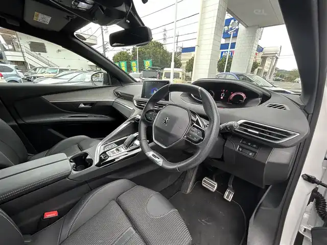 プジョー プジョー ５００８ GT ブルーHDi 東京都 2023(令5)年 1.8万km BLANC NACRE ディスプレイオーディオ/レーンキープアシスト/アダプティブクルーズコントロール/ブランドスポットモニター/コーナーセンサー/バックカメラ/ナイトビジョン/オートライト/インテリジェントハイビーム/アクティブセーフティブレーキ/横滑り防止装置/盗難防止装置/衝突被害軽減システム/スペアキー1本/ETC/取扱説明書/保証書