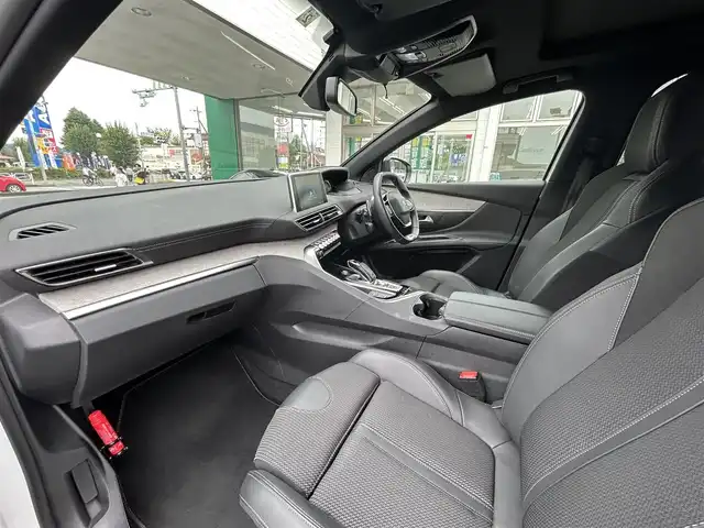 プジョー プジョー ５００８ GT ブルーHDi 東京都 2023(令5)年 1.8万km BLANC NACRE ディスプレイオーディオ/レーンキープアシスト/アダプティブクルーズコントロール/ブランドスポットモニター/コーナーセンサー/バックカメラ/ナイトビジョン/オートライト/インテリジェントハイビーム/アクティブセーフティブレーキ/横滑り防止装置/盗難防止装置/衝突被害軽減システム/スペアキー1本/ETC/取扱説明書/保証書