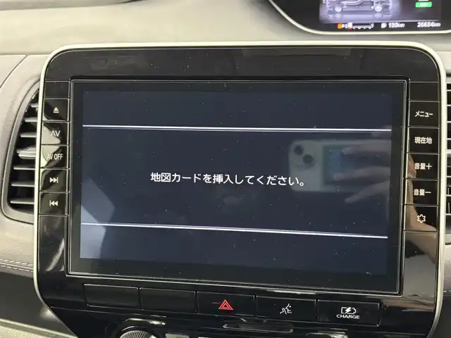 日産 セレナ e－パワー ハイウェイスター V 福岡県 2021(令3)年 2.7万km ブリリアントホワイトパール 2トーン 純正１０型ナビ／フルセグＴＶ　/バックカメラ　/プロパイロット　/コーナーセンサー　/エマージェンシーブレーキ　/レーンキープ　/ブラインドスポットモニター　/両側電動スライドドア　/Ｗエアコン　/純正１６インチＡＷ/ＬＥＤヘッドライト