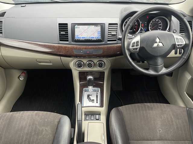 三菱 ギャラン フォルティス スーパーエクシード 道東・釧路十勝 2011(平23)年 6.9万km アメジストブラック ・2WD/4WD切替/・社外SDナビ/【FM/AM.SD.CD/DVD.フルセグ.BT】/・バックカメラ/・クルーズコントロール/・社外AW付冬タイヤ【205/60R16 5ミリ　2018年製】積込/・社外エンジンスターター/・ETC/・革巻きステアリング/・ステアリングスイッチ/・ハロゲンライト/・ヘッドライトレベライザー/・横滑り防止/・MTモード付AT/・電格ミラー