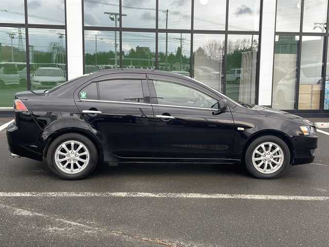 三菱 ギャラン フォルティス スーパーエクシード 道東・釧路十勝 2011(平23)年 6.9万km アメジストブラック ・2WD/4WD切替/・社外SDナビ/【FM/AM.SD.CD/DVD.フルセグ.BT】/・バックカメラ/・クルーズコントロール/・社外AW付冬タイヤ【205/60R16 5ミリ　2018年製】積込/・社外エンジンスターター/・ETC/・革巻きステアリング/・ステアリングスイッチ/・ハロゲンライト/・ヘッドライトレベライザー/・横滑り防止/・MTモード付AT/・電格ミラー