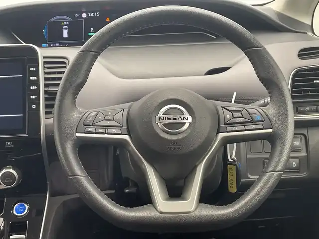 日産 セレナ e－パワー ハイウェイスター V 栃木県 2020(令2)年 5.3万km インペリアルアンバーP 純正メモリナビ/（CD/DVD/フルセグTV/Bluetooth/SD）/全方位カメラ/プロパイロット/コーナーセンサー/ビルトインETC/前方ドライブレコーダー/両側パワースライドドア/禁煙車/デジタルインナーミラー/オートライト/LEDヘッドライト/横滑り防止装置/スマートキー/プッシュスタート/ステアリングスイッチ/革巻きステアリング/ウィンカーミラー/純正16インチアルミホイール/純正フロアマット