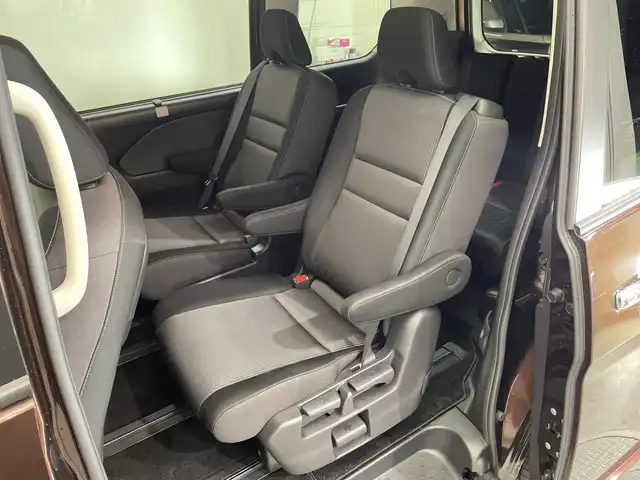 日産 セレナ e－パワー ハイウェイスター V 栃木県 2020(令2)年 5.3万km インペリアルアンバーP 純正メモリナビ/（CD/DVD/フルセグTV/Bluetooth/SD）/全方位カメラ/プロパイロット/コーナーセンサー/ビルトインETC/前方ドライブレコーダー/両側パワースライドドア/禁煙車/デジタルインナーミラー/オートライト/LEDヘッドライト/横滑り防止装置/スマートキー/プッシュスタート/ステアリングスイッチ/革巻きステアリング/ウィンカーミラー/純正16インチアルミホイール/純正フロアマット