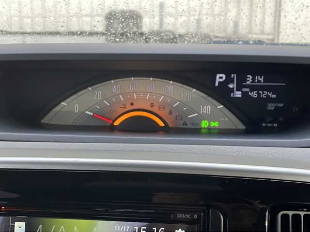 ダイハツ ムーヴ キャンバス X ブラックインテリア リミテッド SAⅢ 道北・旭川 2019(令1)年 4.7万km プラムブラウンクリスタルマイカ /4WD//禁煙車//社外ディスプレイオーディオ//CD/DVD/BT/USB//両側パワースライドドア//シートヒーター//全方位カメラ//スマートアシスト３//衝突軽減ブレーキ//レーンキープ//前後誤発進抑制//アイドリングストップ//横滑り防止//ETC//ドライブレコーダー//オートリトラミラー//オートハイビーム//オートライト//フォグライト//ライトレベライザー//フロントデアイサー//純正フロアマット//ドアバイザー//保証書//取説