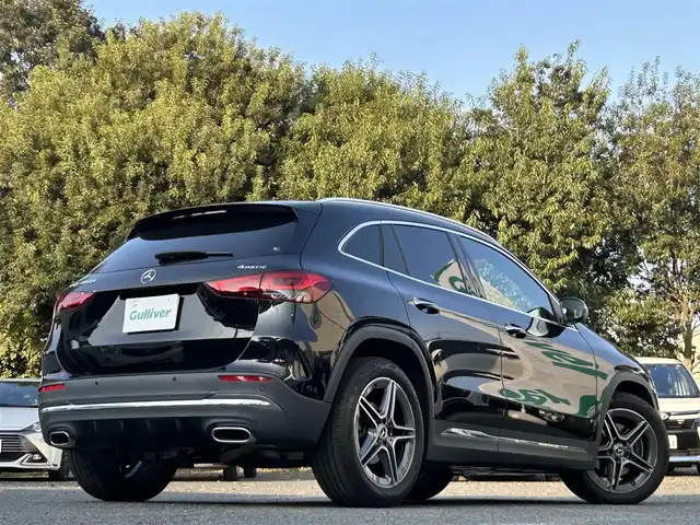 メルセデス・ベンツ Ｍ・ベンツ ＧＬＡ２００ｄ 4マチック AMGライン 東京都 2022(令4)年 0.9万km コスモスブラック 純正ユーザーエクスペリエンスナビ/・Bluetoothオーディオ/USBオーディオ/・AppleCarPlay/AndroidAuto/レーダーセーフティパッケージ/360°カメラシステム/パノラミックスライディングルーフ/マルチビームLEDヘッドランプ/パワーシート/シートヒーター（前席）/レッドステッチ入ディンプルナッパ革ステアリングホイール/取扱説明書/保証書/・ディーラー点検記録簿（R5/R6/R7）/スペアキー1本