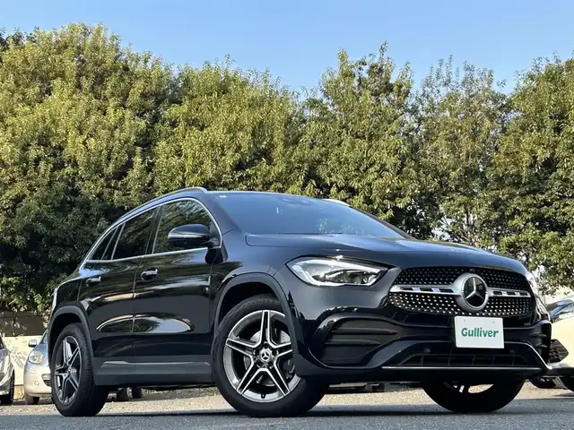 メルセデス・ベンツ Ｍ・ベンツ ＧＬＡ２００ｄ 4マチック AMGライン 東京都 2022(令4)年 0.9万km コスモスブラック 純正ユーザーエクスペリエンスナビ/・Bluetoothオーディオ/USBオーディオ/・AppleCarPlay/AndroidAuto/レーダーセーフティパッケージ/360°カメラシステム/パノラミックスライディングルーフ/マルチビームLEDヘッドランプ/パワーシート/シートヒーター（前席）/レッドステッチ入ディンプルナッパ革ステアリングホイール/取扱説明書/保証書/・ディーラー点検記録簿（R5/R6/R7）/スペアキー1本