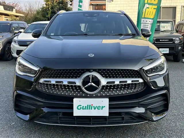 メルセデス・ベンツ Ｍ・ベンツ ＧＬＡ２００ｄ 4マチック AMGライン 東京都 2022(令4)年 0.9万km コスモスブラック 純正ユーザーエクスペリエンスナビ/・Bluetoothオーディオ/USBオーディオ/・AppleCarPlay/AndroidAuto/レーダーセーフティパッケージ/360°カメラシステム/パノラミックスライディングルーフ/マルチビームLEDヘッドランプ/パワーシート/シートヒーター（前席）/レッドステッチ入ディンプルナッパ革ステアリングホイール/取扱説明書/保証書/・ディーラー点検記録簿（R5/R6/R7）/スペアキー1本