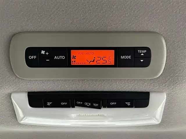 日産 セレナ ハイウェイスター プロパイロットED 島根県 2017(平29)年 3.4万km ダイヤモンドブラック 登録時走行距離　33148km/取扱説明書/純正９インチナビ（MM516D-L）/（DVD/Blu-ray/CD/AM/FM/Bluetooth/ワンセグTV）/フリップダウンモニター/バックカメラ/プロパイロット/エマージェンシーブレーキ/レーンアシスト/コーナーセンサー/プッシュスタート/スマートキー/横滑り防止装置/LEDヘッドライト/ETC/純正アルミ１６インチ