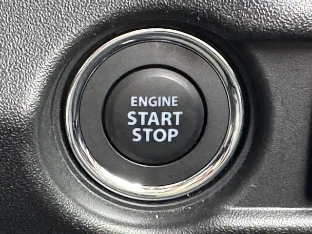 スズキ ジムニー XC 滋賀県 2023(令5)年 2.1万km シルキーシルバーメタリック Ａｌｐｉｎｅ１１インチディスプレイオーディオ/（AppleCarPlay/AndroidAuto/HDMI/USB)/バックカメラ/前席シートヒーター/クルーズコントロール/ＬＥＤライト/純正ゴムフロアマット/純正アルミホイール/スマートキー/プッシュスタート