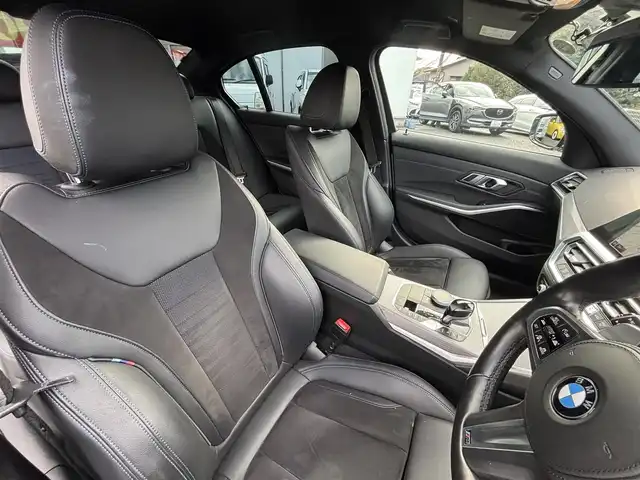 ＢＭＷ ＢＭＷ ３１８ｉ Mスポーツ 熊本県 2021(令3)年 4.3万km アルピンホワイトⅢ 純正ナビ/【フルセグTV/Bluetooth/AM/FM】/バックカメラ/衝突軽減システム/アクティブクルーズコントロール/ブラインドスポットモニター/インテリジェントセーフティ/コーナーセンサー/パワーシート（D/N)/パドルシフト/純正18インチアルミホイール/オートLEDヘッドライト/ドライブレコーダー/ETC/純正フロアマット